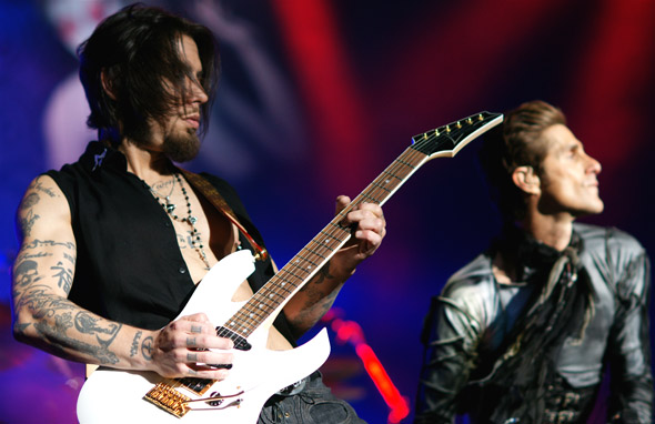 Dave Navarro and Perry Farrell of Jane's Addiction