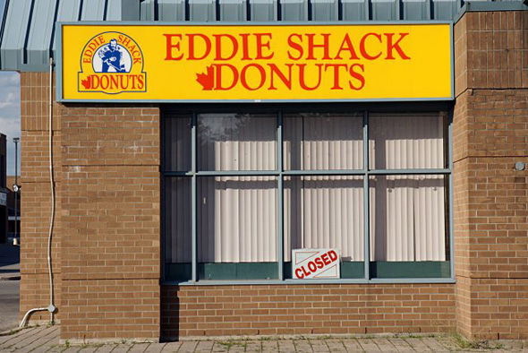 20131212-EDDIE-SHACK-DONUTS.jpg